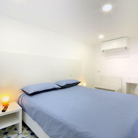 Casa Teresella Hotel Наполи Екстериор снимка