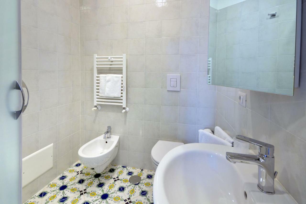 Casa Teresella Hotel Наполи Екстериор снимка